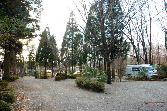 キャンプ・アンド・キャビンズ那須高原の12月の場内風景